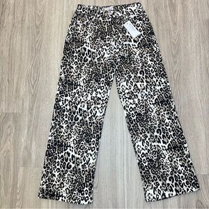 Women’s Black White Leopard Print Wide leg Pants